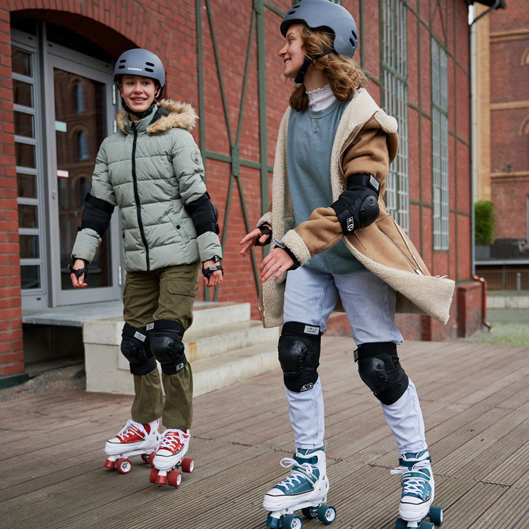 HUDORA roller skate sneakers, midnight size. 28-39