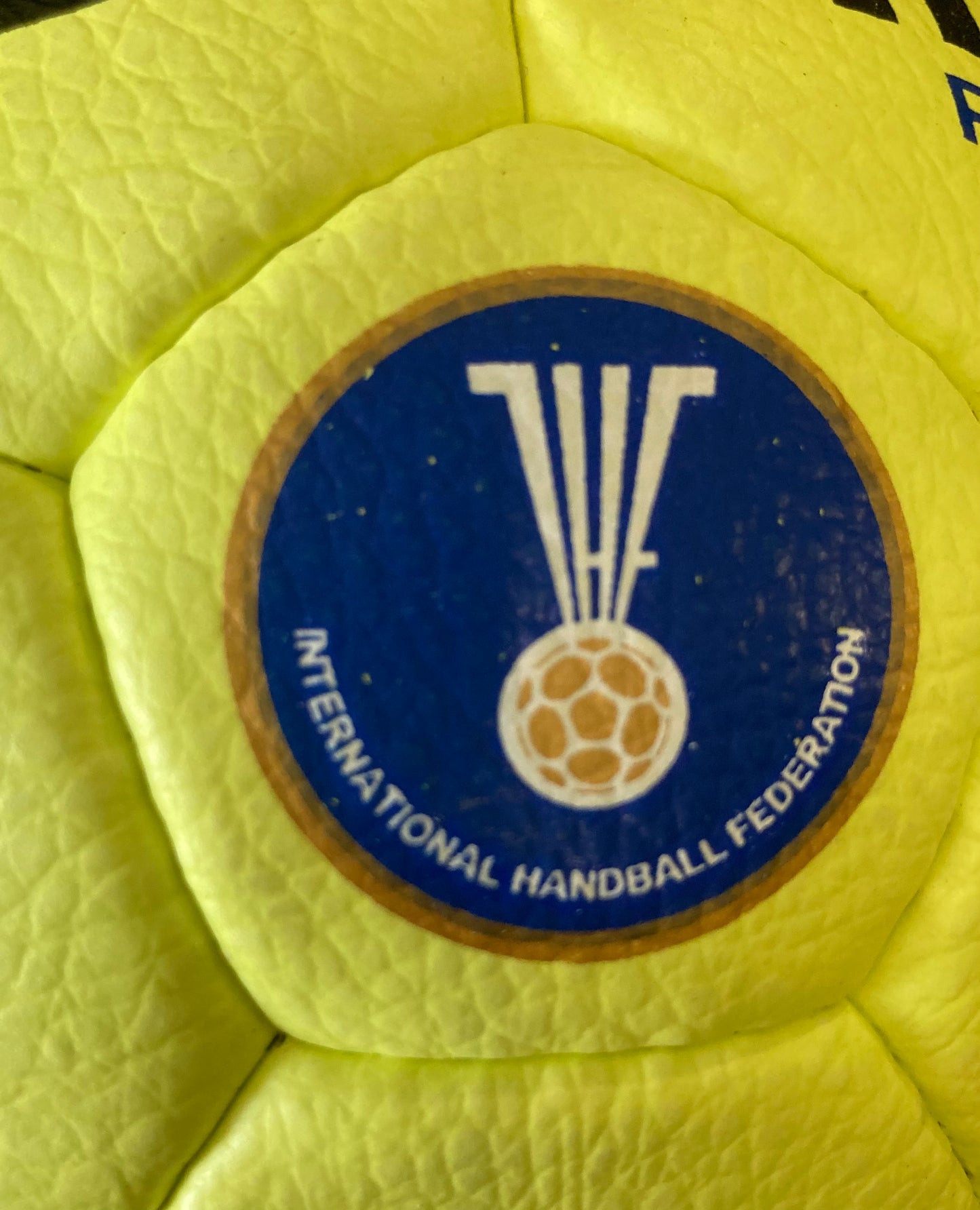 Handball Cawila Pro 92, size 2, yellow